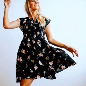Small Free People Greatest Day Floral Smocked Button Up Black Summer Mini Dress